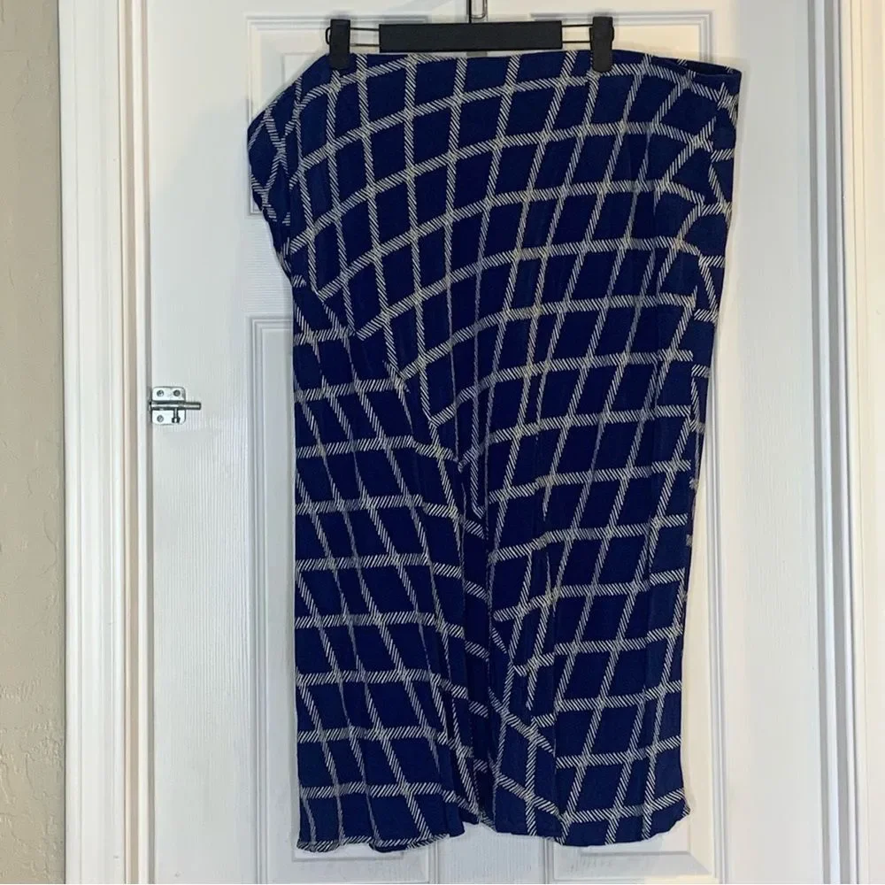 Ava & Viv Blue White Windowpane Midi A-Line Skirt Plus 2X - Picture 2 of 8